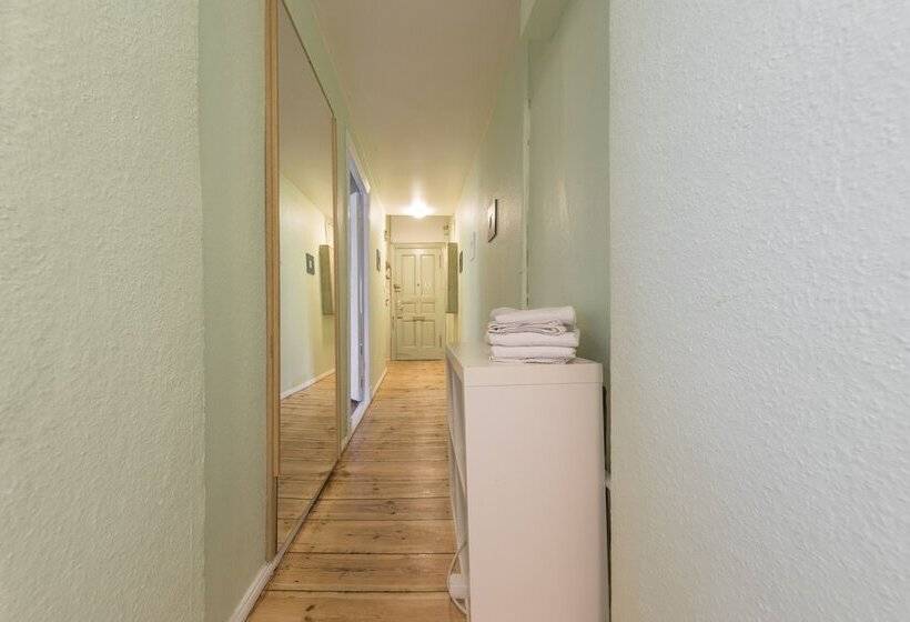 آپارتمان 1 خوابه, Primeflats   Apartments Schillerpark Berlin Wedding