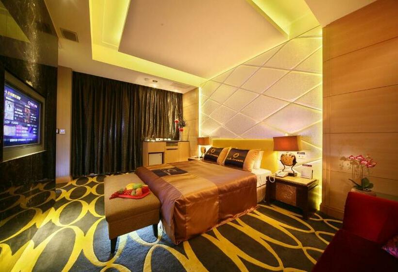 اتاق استاندارد, Shining Motel