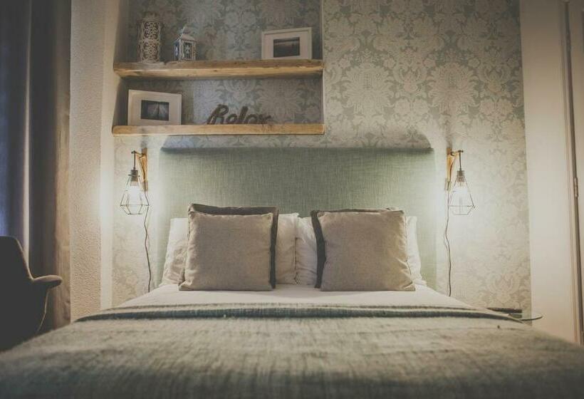 Номер Стандарт, Antique House B&b