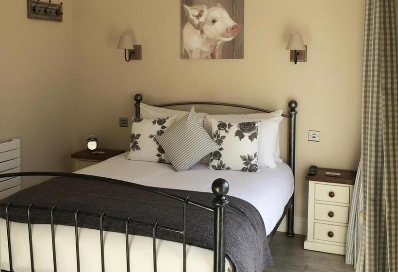 Номер Стандарт Трехместный, Accommodation Bristol Airport