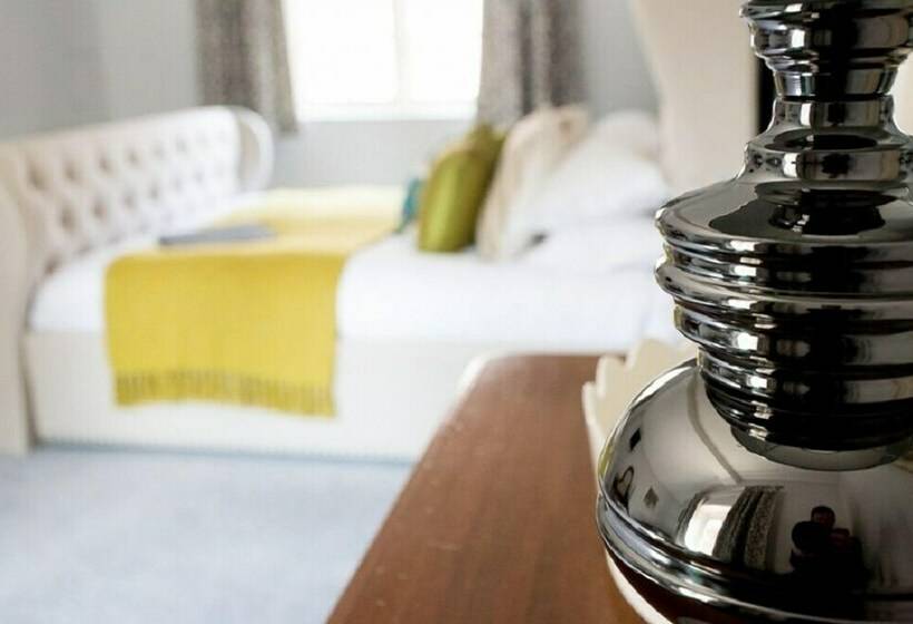 غرفة قياسية مزوَّدة بتراس, St Johns House Lichfield