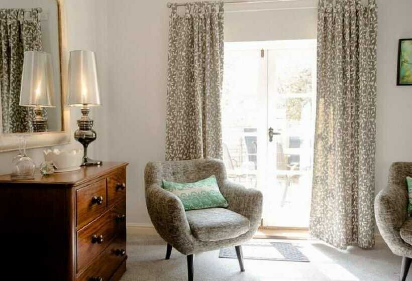 Номер Стандарт с Террасой, St Johns House Lichfield