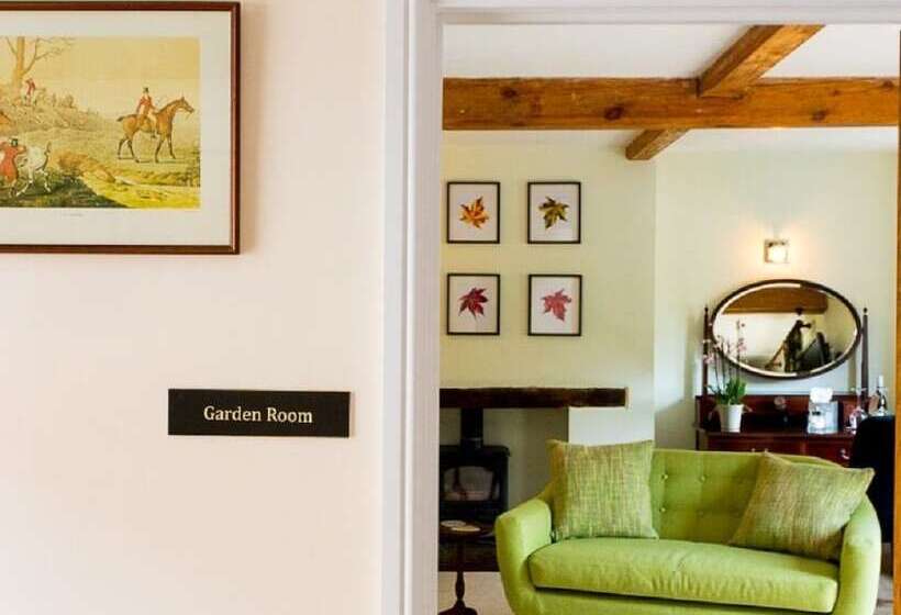 اتاق استاندارد, St Johns House Lichfield