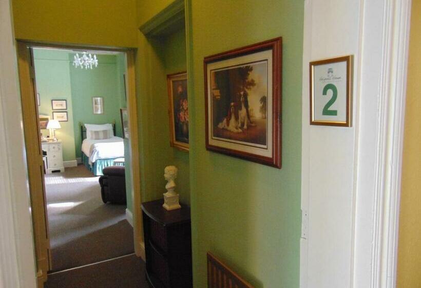 Семейный Номер Superior, Holywell House