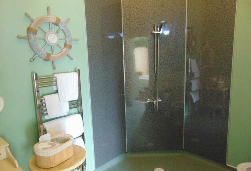 Номер Superior, Holywell House