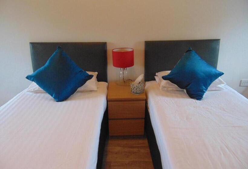 四人标准间, Callander Hostel