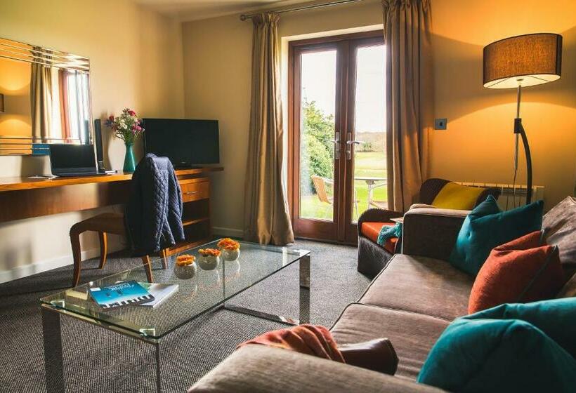Люкс Повышенной Комфортности, Lanhydrock Hotel & Golf Club