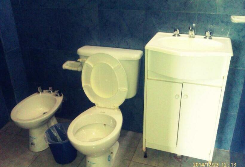 اتاق خانوادگی, Hostal Benjamin