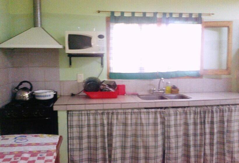 خانه 2 خوابه, Hostal Benjamin