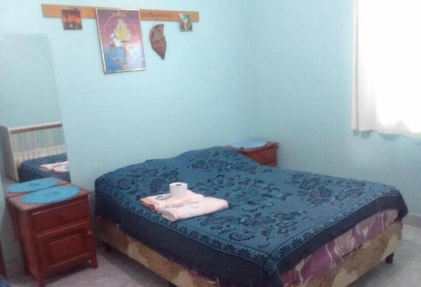 خانه 2 خوابه, Hostal Benjamin