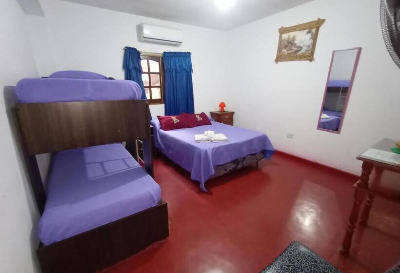 Семейный Номер, Hostal Benjamin