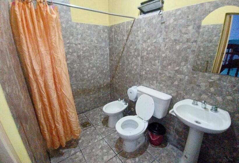 Четырехместный Номер Стандарт, Hostal Benjamin