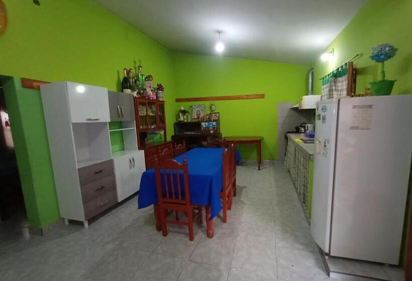 Дом 2 Спальни, Hostal Benjamin