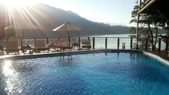 اتاق استاندارد با چشم‌انداز دریاچه, Dos Bahias Lake Resort