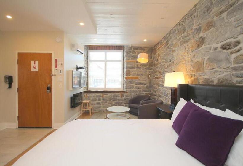 豪华套房, Kemptville Suites