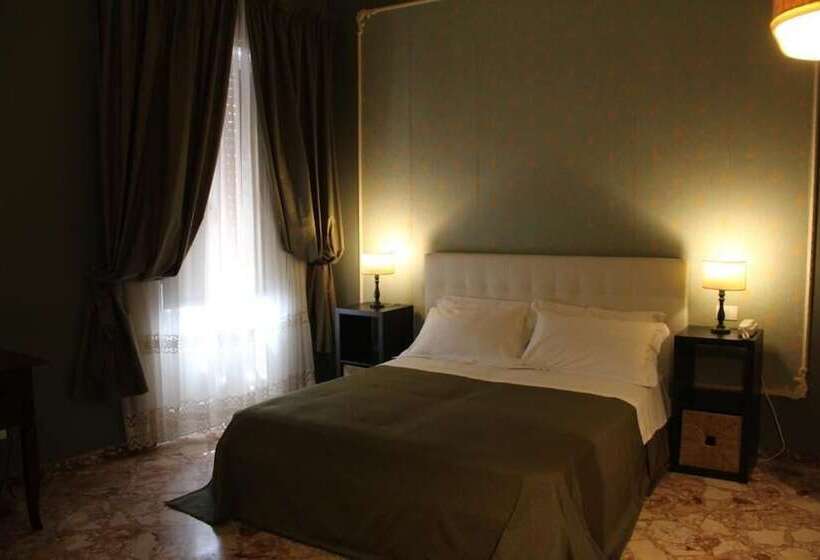 اتاق کلاسیک چهارنفره, Neathon Rooms