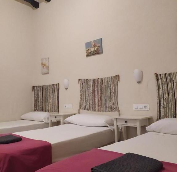 اتاق استاندارد سه نفره, Pension Azahar