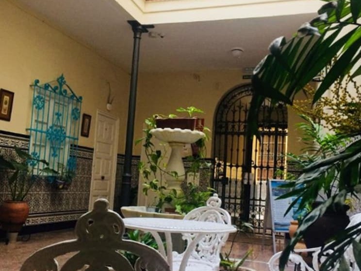 اتاق خانوادگی, Pension Azahar