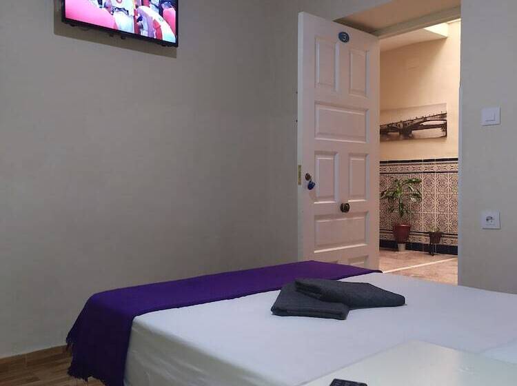 اتاق استاندارد, Pension Azahar