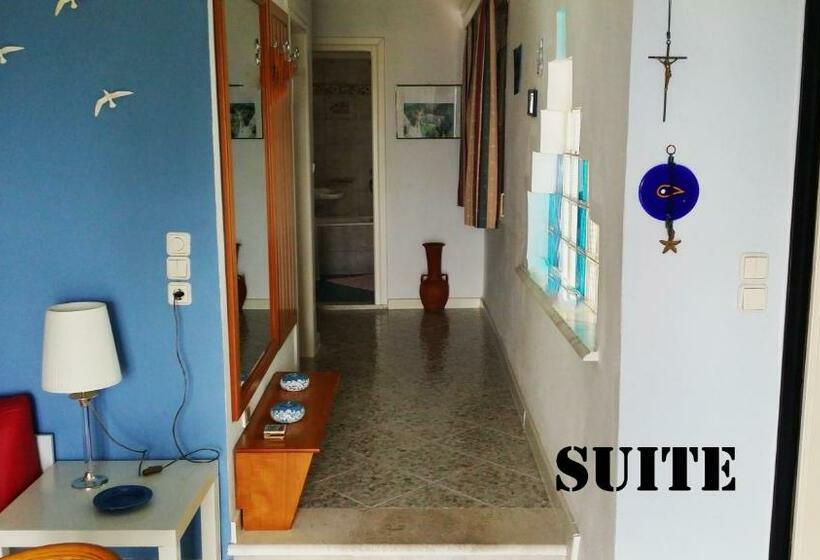 Suite Deluxe 2 Quartos, Roditsa Patritsia Apartments