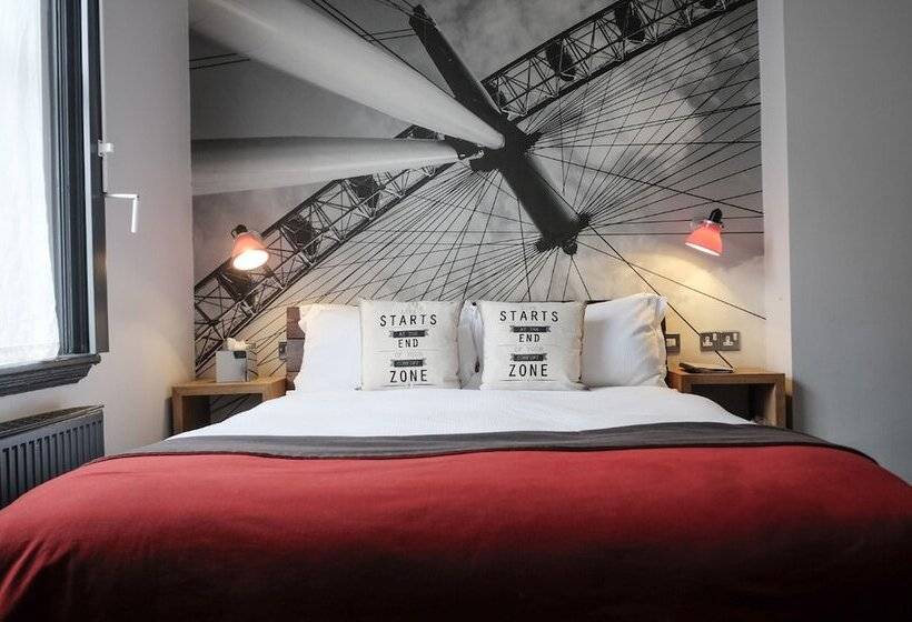 Quarto Estandar, The Wellington