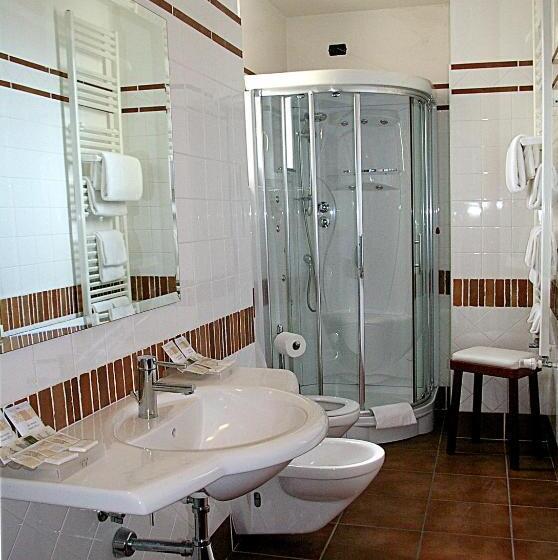 Номер Стандарт Трехместный, Villa Venus Resort & Spa