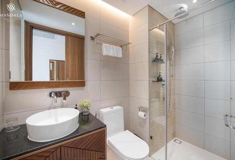 اتاق لوکس با چشم‌انداز دریا, M Continental By Mandala Phu Yen