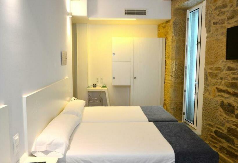 غرفة قياسية ثلاثية, Alda San Bieito