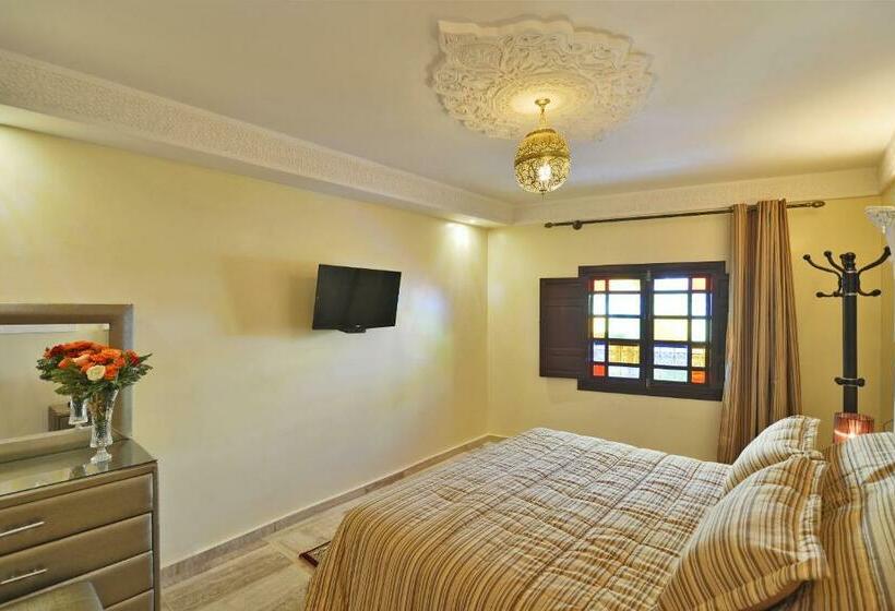 اتاق استاندارد سه نفره, Blue Sky Hôtel