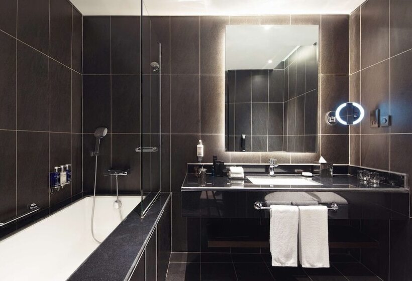 Номер Superior, Dukes The Palm Dubai