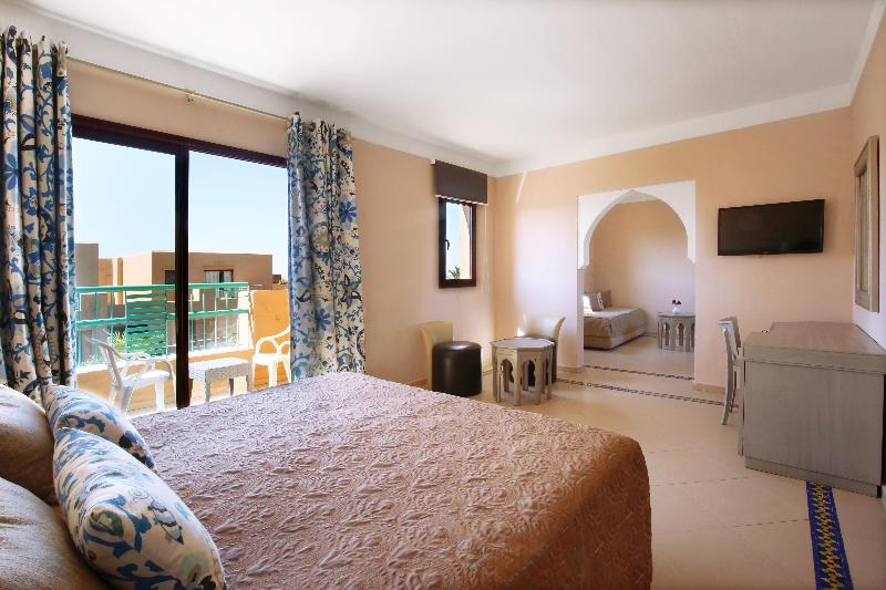 اتاق خانوادگی, Valeria Madina Club   All Inclusive
