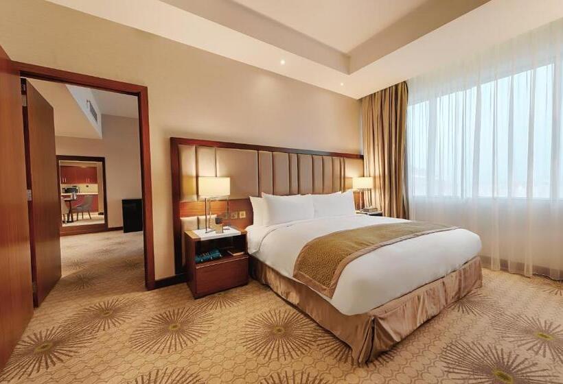 سوییت, Holiday Suites Al Azizia