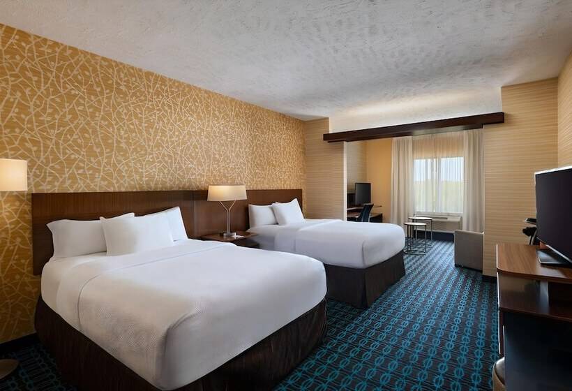 Люкс, Fairfield Inn & Suites By Marriott Lincoln Airport