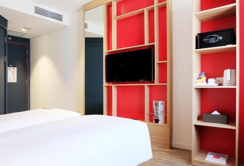 Quarto Estandar, Ibis Saigon Airport