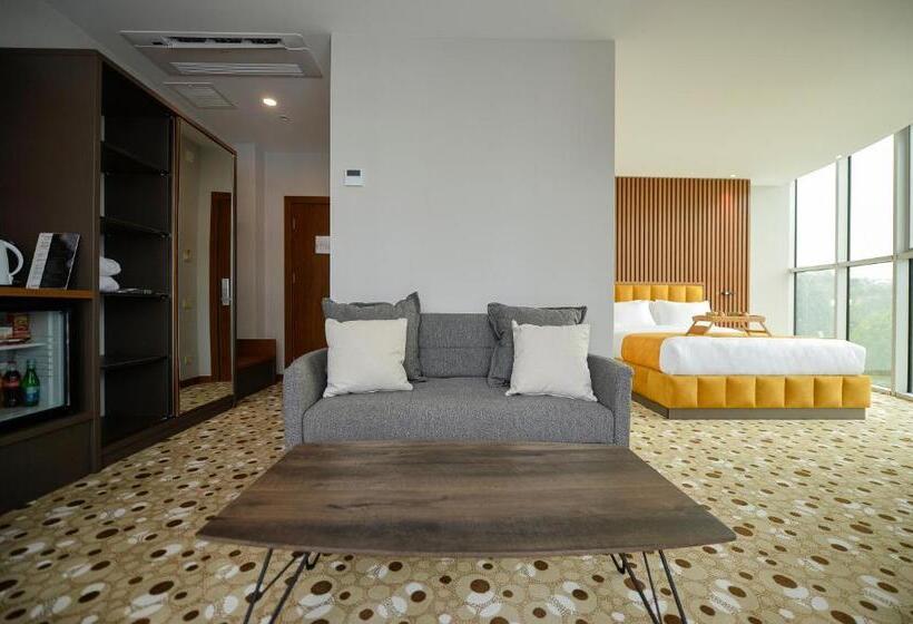 اتاق لوکس با بالکن و چشم‌انداز دریا, Calligraphy Hotel And Cottages