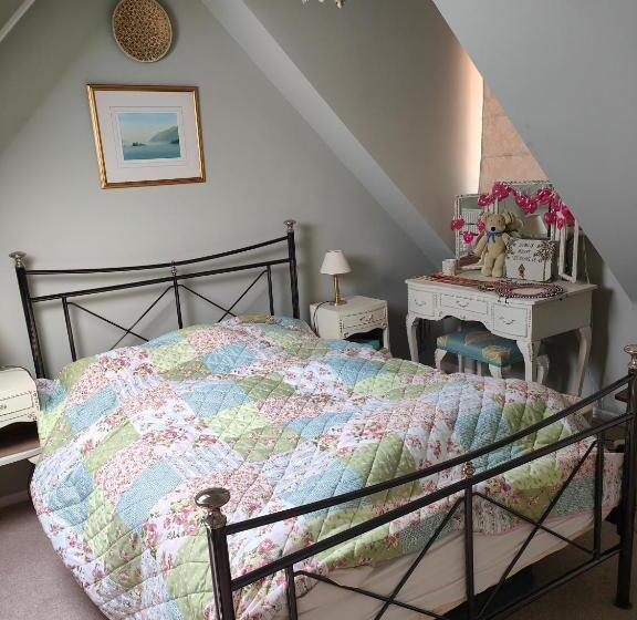 Номер Стандарт, Bracken Lodge