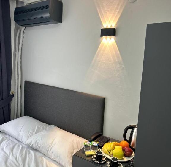 Номер Стандарт, Sezgin Hotel Laleli