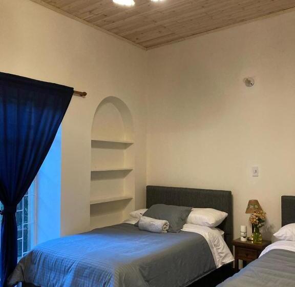 4인용 스탠다드 룸, Casa Colonial Tunjita