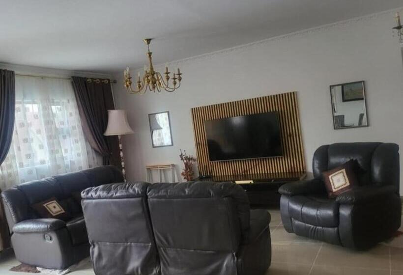 带1个卧室的经典公寓, Orca Estate Guesthouse Self Catering Accommodation