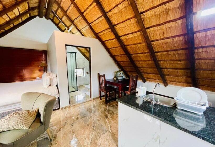 Апартаменты Deluxe 1 Спальня, Pretoria Mansion Coral Tree Inn