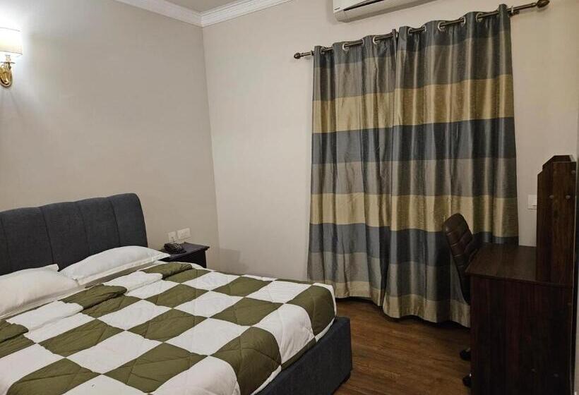 سوئیت 2 خوابه, Central Park  The Room