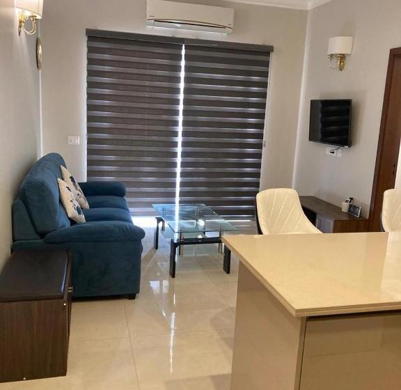 سوییت اجرایی, Central Park  The Room