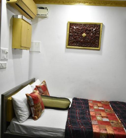 Номер Deluxe, Ya Inn & Suites