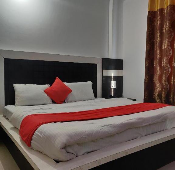 Номер Deluxe, Parbhat Palace