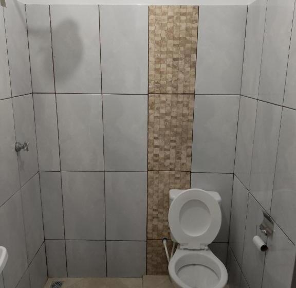 Номер Стандарт Трехместный, Pousada Três Marias Cachoeira Paulista