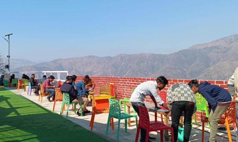 سوییت با چشم‌انداز کوه, The Himalaya Retreat Resort, Experience Nature In The Lap Of Himalayas