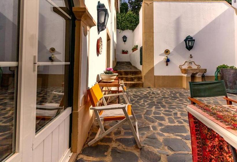 Номер Стандарт Вид на Бассейн, Casa Do Ginjal By Naturalegre