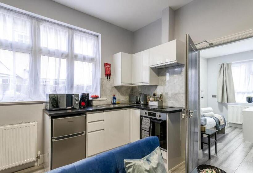 Студио Стандарт Кровать Кинг, 12 Elmwood