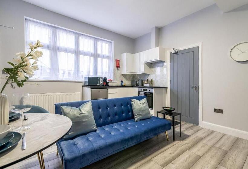 Студио Стандарт Кровать Кинг, 12 Elmwood