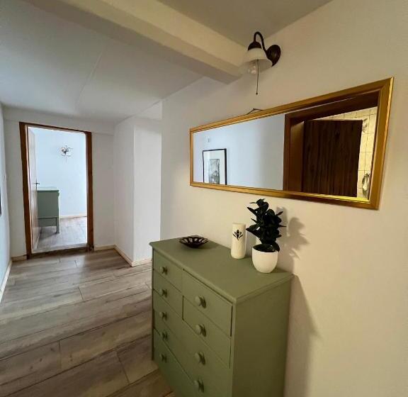 スイート, Haus Zum Guten Hirten